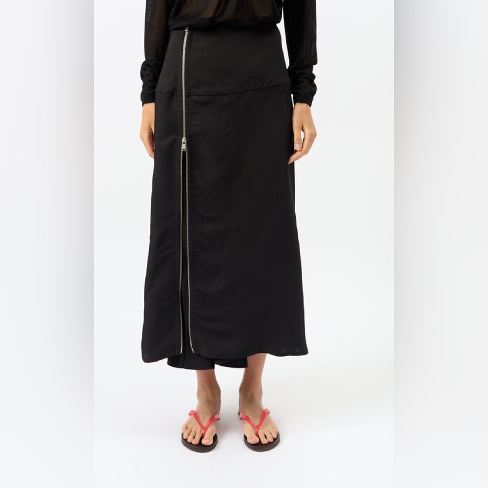 Jil Sander Black Midi Skirt with Zipper Detail US 4